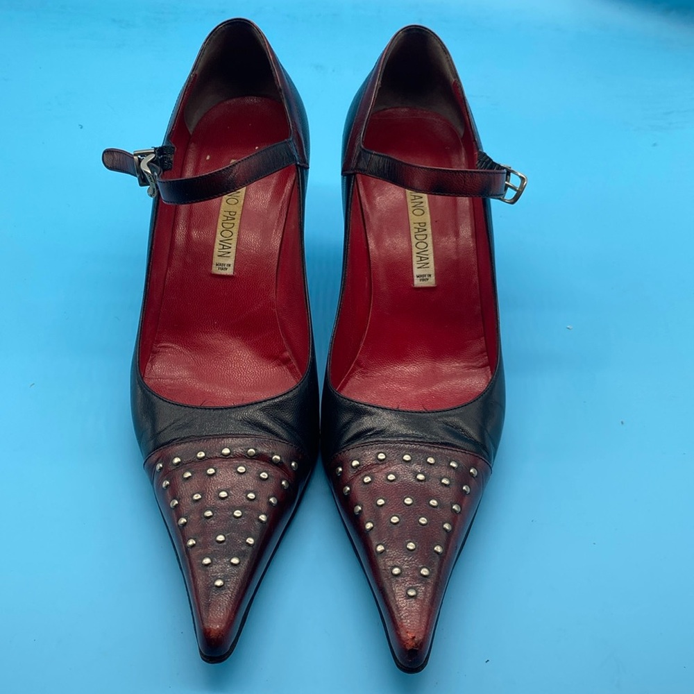 Studded Pointed Mary Jane Heels in Burgundy and Black